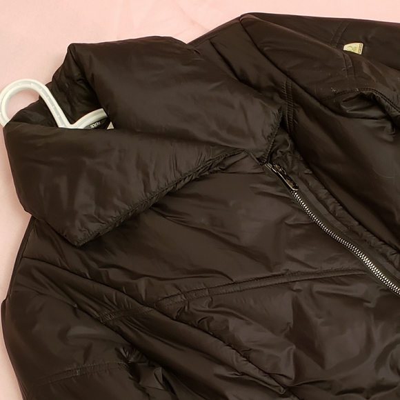 Spyder Ladies Puffer Cold Weather Jacket - Picture 5 of 10